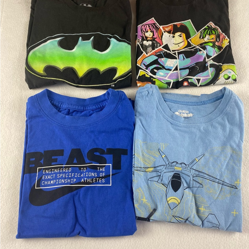 Nike Blue Graphic TShirts Boys Sz Batman Roblox (lot of 4) S/M Black Short Sleev